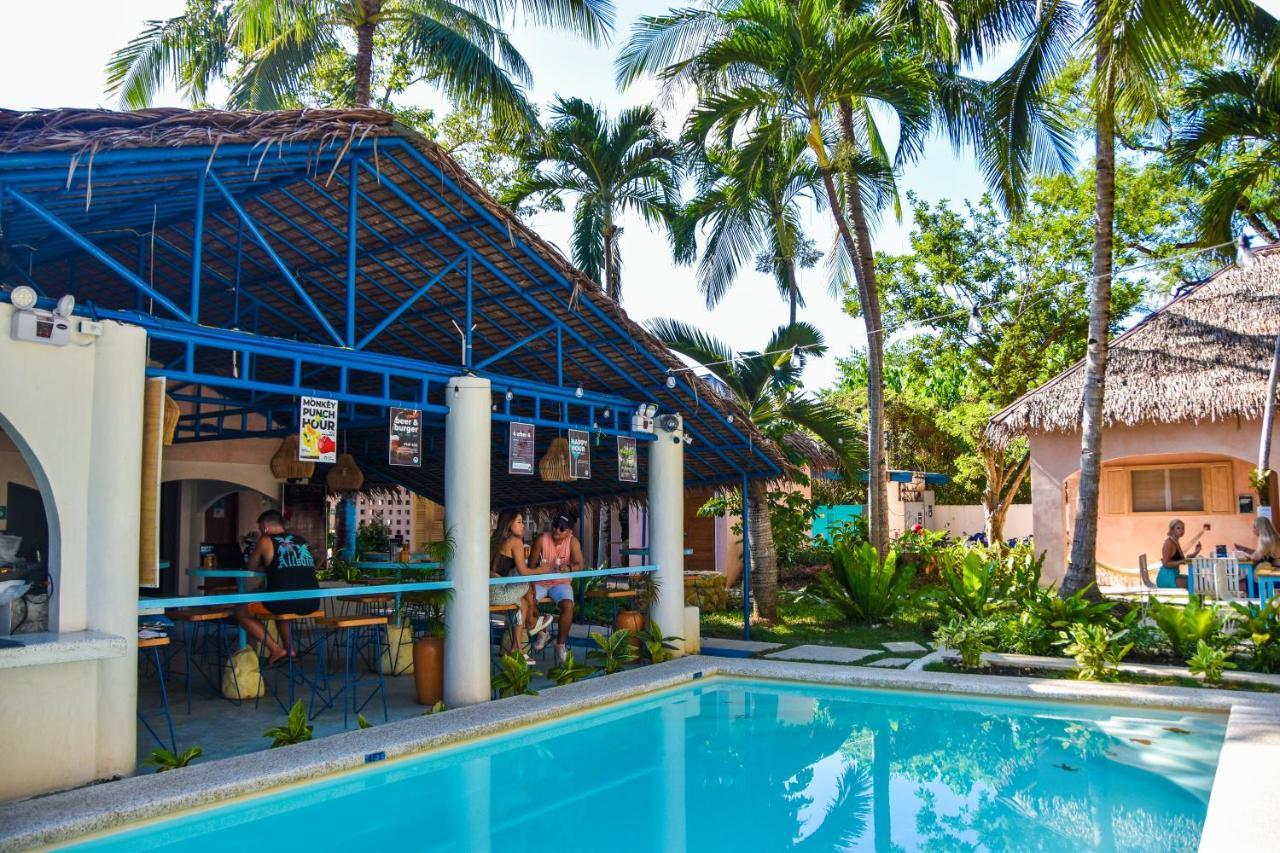 Mad Monkey Hostel